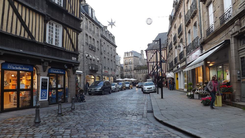 Dinan